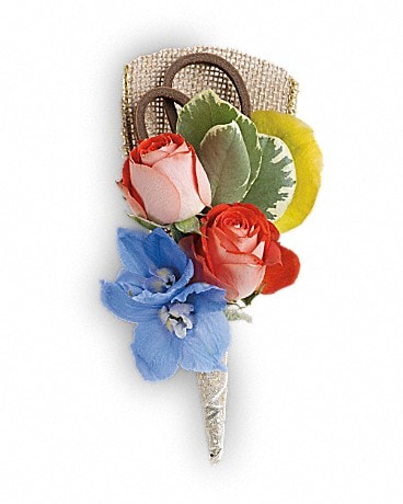 Barefoot Blooms Boutonniere