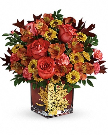 Teleflora's Roses And Maples Bouquet