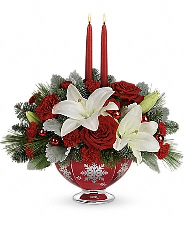 Teleflora's Merry Memories Centerpiece