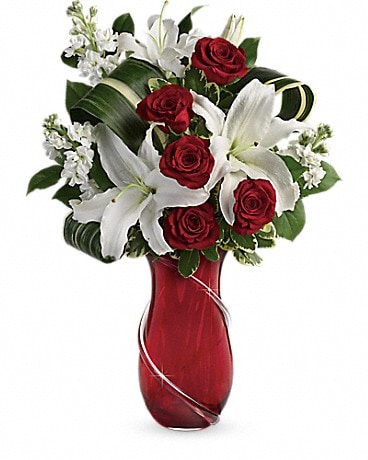 Teleflora's Love And Tenderness Bouquet