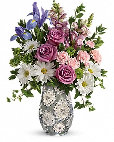 Teleflora's Spring Cheer Bouquet