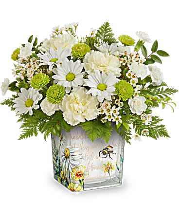 Teleflora's Bee Sweet Bouquet