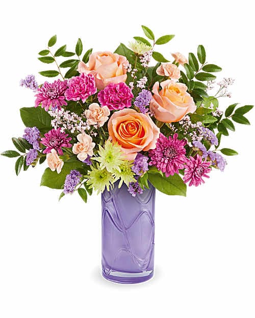 Teleflora's Pretty QA Daydream Bouquet