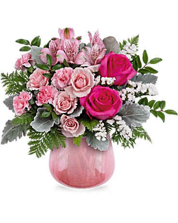 Teleflora's Pretty In Petal Bouquet