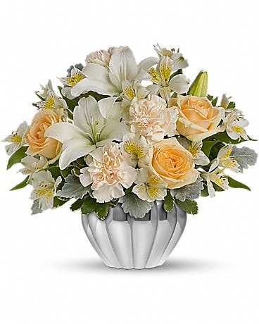 Teleflora's Kiss Me Softly