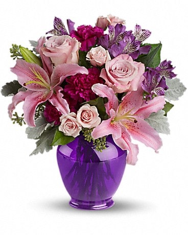 Teleflora's Elegant Beauty