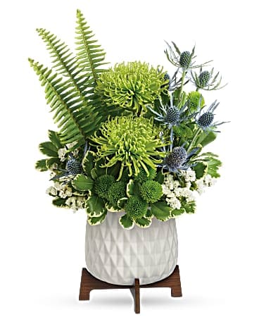 Teleflora's Style Statement Bouquet