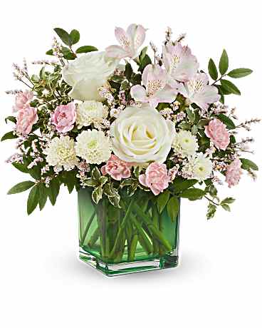 Teleflora's Pops Of Pink Bouquet