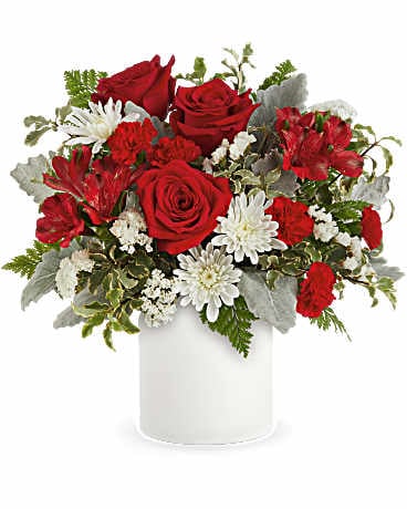 Teleflora's Lush Love Bouquet