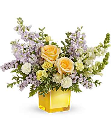 Teleflora's Sunshine Dreams Bouquet